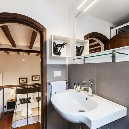 Piazza Dei Satiri Apartment Rome