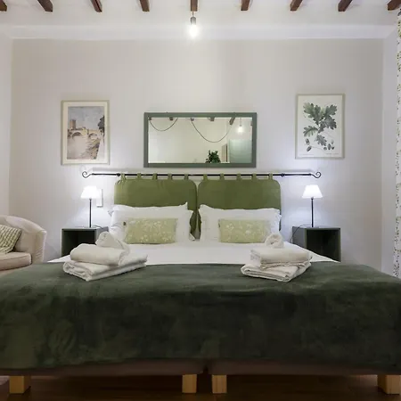 Apartment Piazza Dei Satiri *