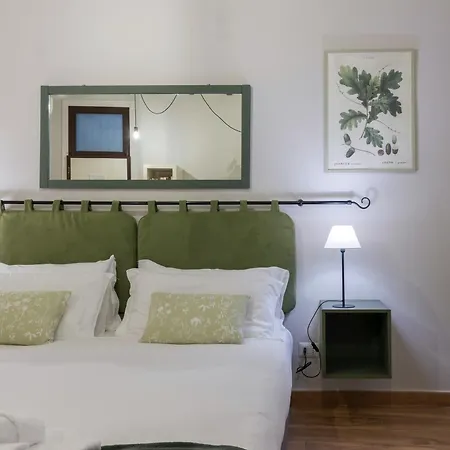 Piazza Dei Satiri Apartment