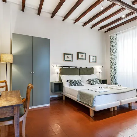 As Feel - Piazza Dei Satiri شقة