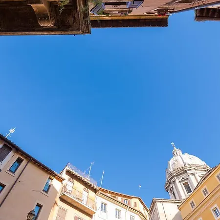 Apartment Piazza Dei Satiri